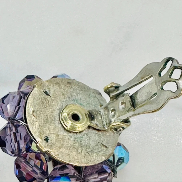 Vintage Purple Cluster Glass Bead Earrings Clip On Aurora Borealis Iridescent - Picture 5 of 9